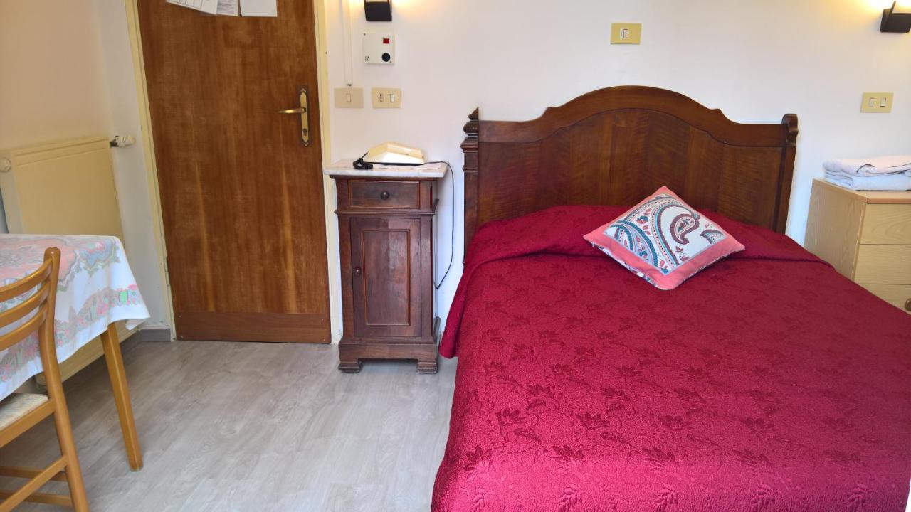 Hotel Deutsche Familien Finale Ligure Εξωτερικό φωτογραφία