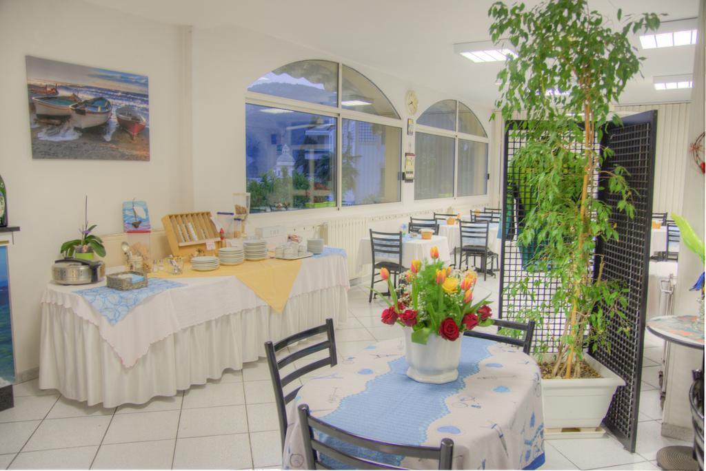 Hotel Deutsche Familien Finale Ligure Εξωτερικό φωτογραφία