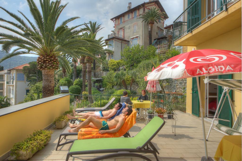Hotel Deutsche Familien Finale Ligure Εξωτερικό φωτογραφία