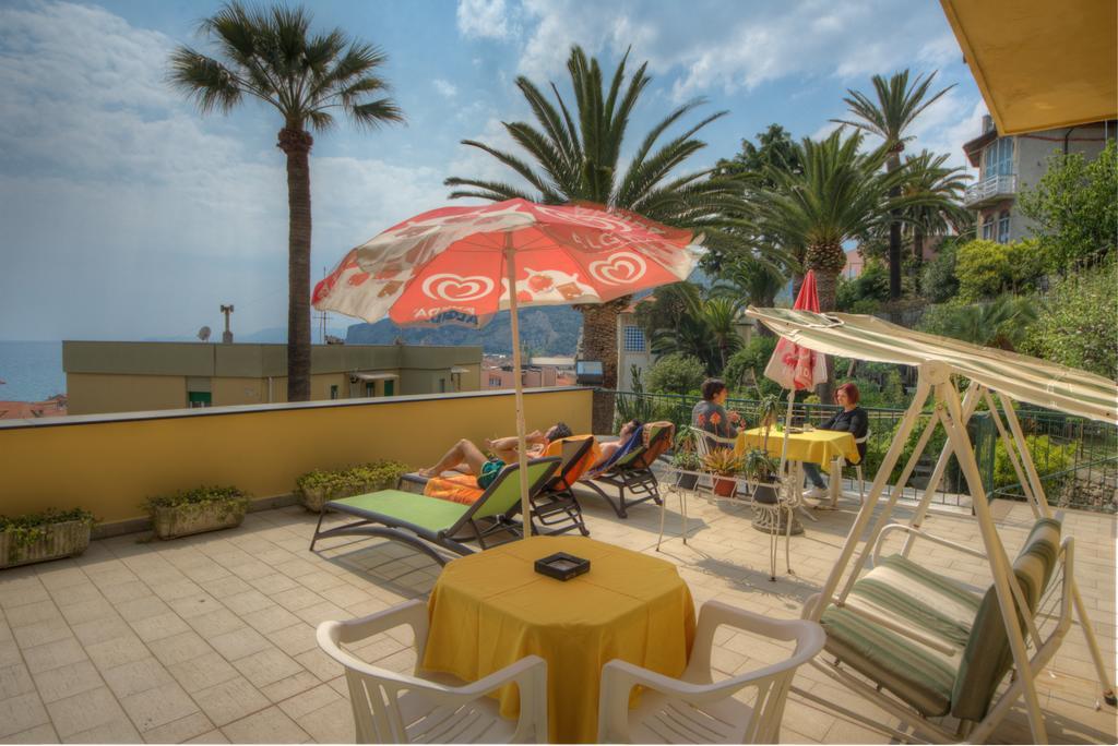 Hotel Deutsche Familien Finale Ligure Εξωτερικό φωτογραφία