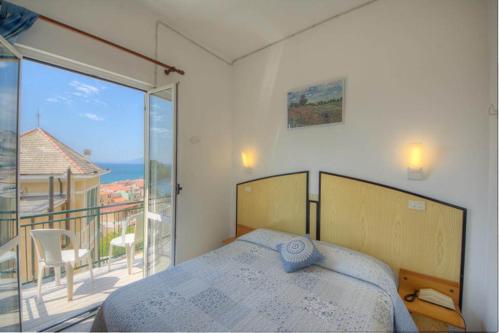 Hotel Deutsche Familien Finale Ligure Εξωτερικό φωτογραφία